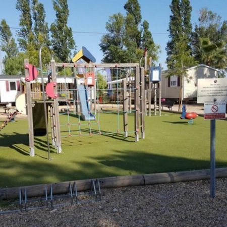 Mobile Home Service Hotelier Frejus Bagian luar foto