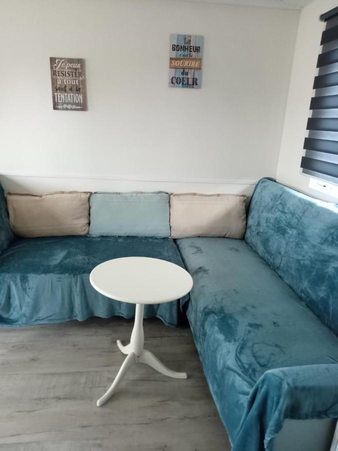Mobile Home Service Hotelier Frejus Bagian luar foto