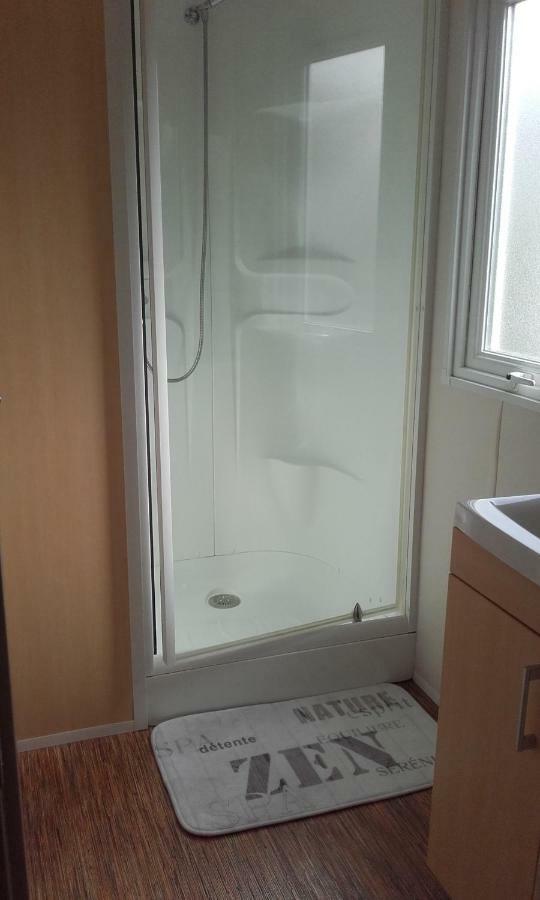 Mobile Home Service Hotelier Frejus Bagian luar foto
