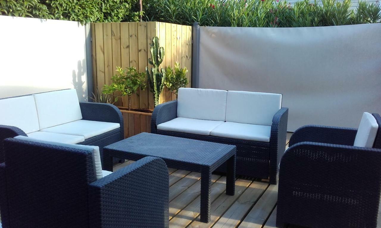 Mobile Home Service Hotelier Frejus Bagian luar foto